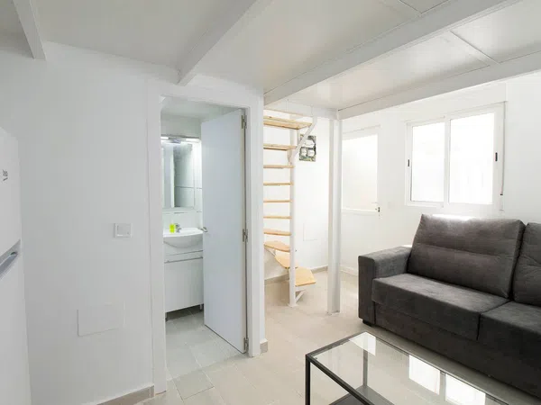 Estudio en Calle de Rodrigo Uhagón, Pradolongo - Foto 2