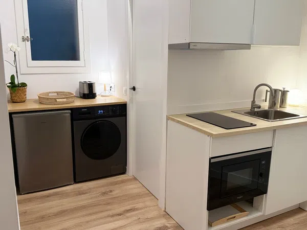 Estudio en avenida Lluís Companys i Jover, 27 - Foto 14