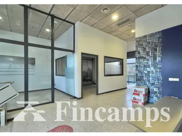 Local comercial en  Avenida Francesc Macià - Foto 10