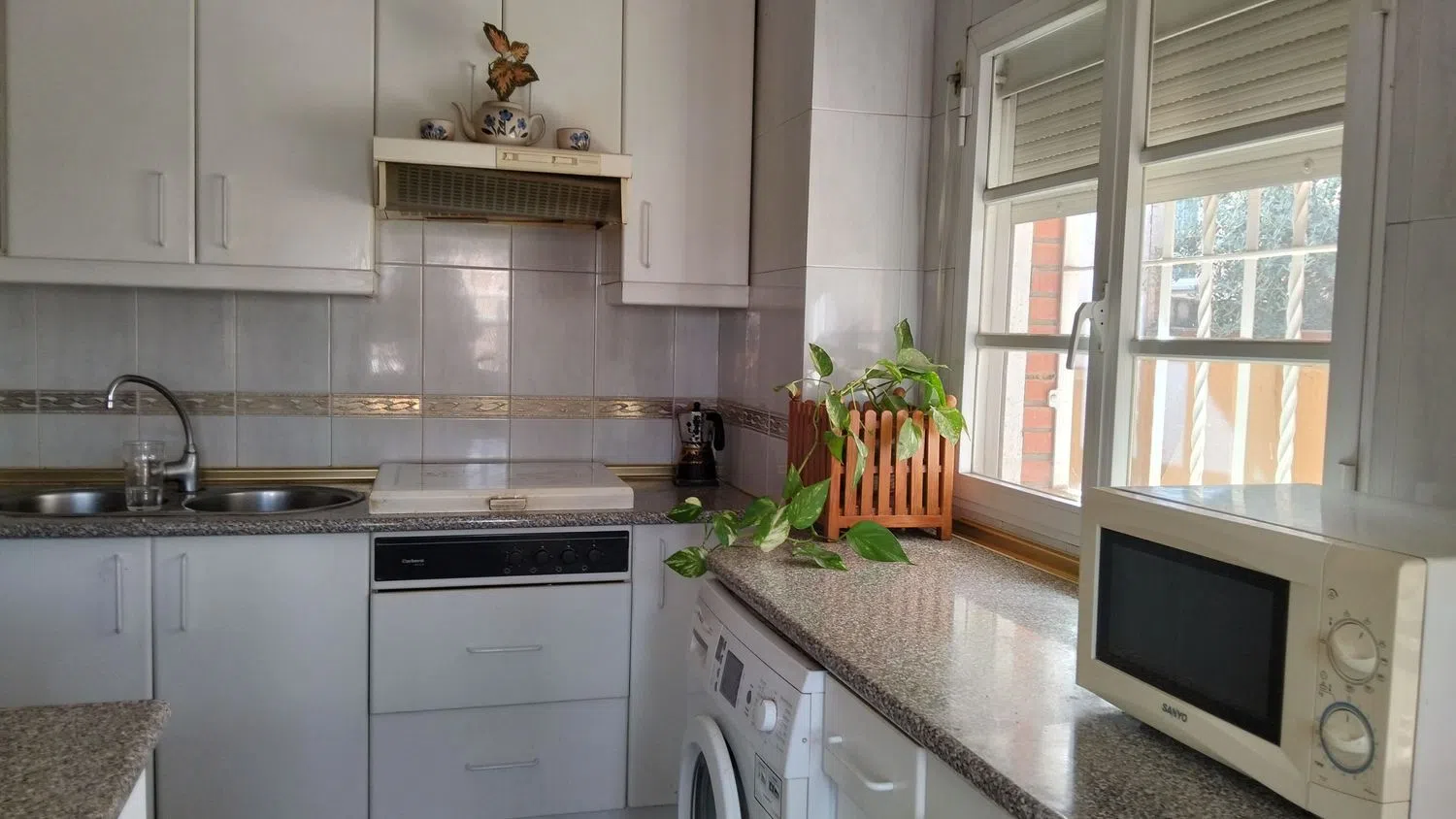 Chalet pareado en calle Tramontana, 16 - Foto 8