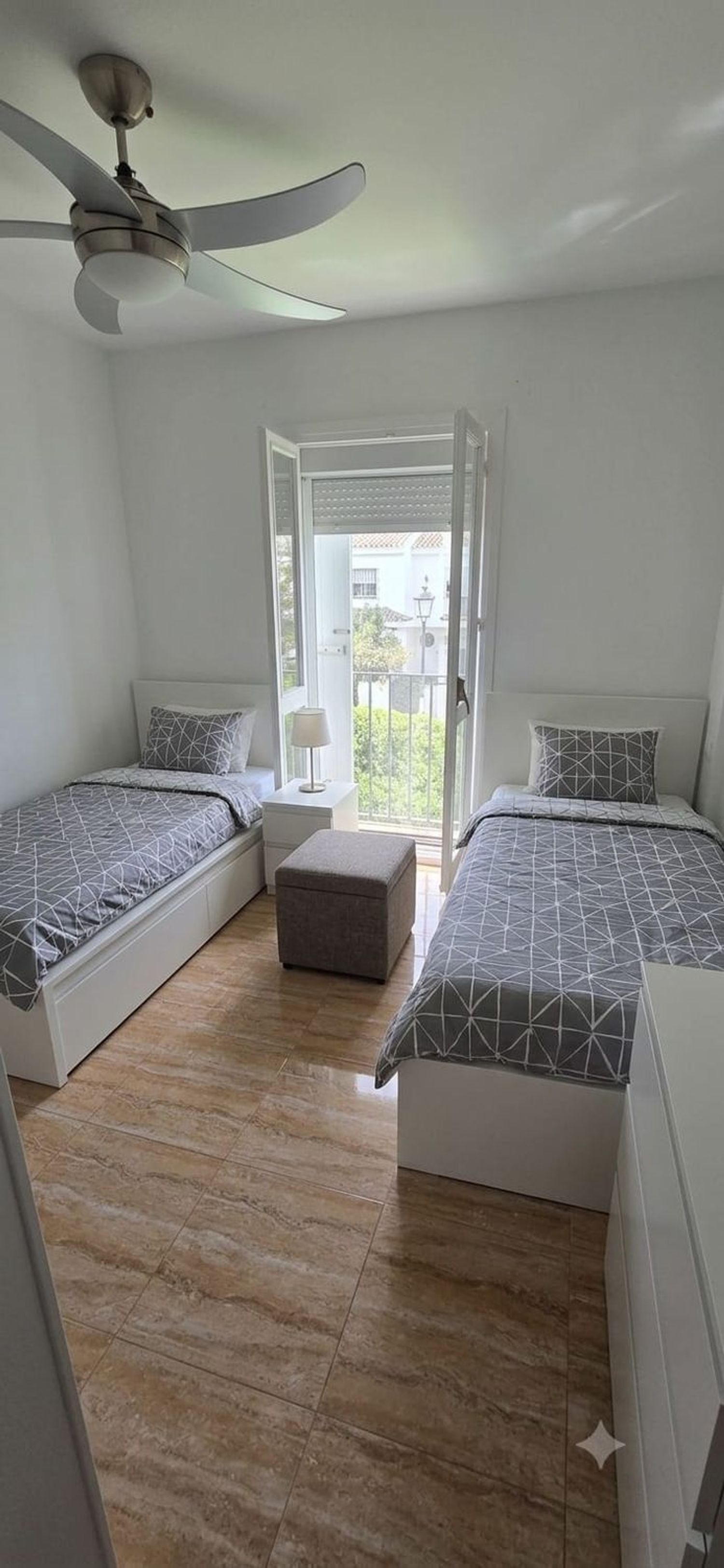 Chalet adosado en Calle Mar Timor, 40, Las Redes - Foto 11
