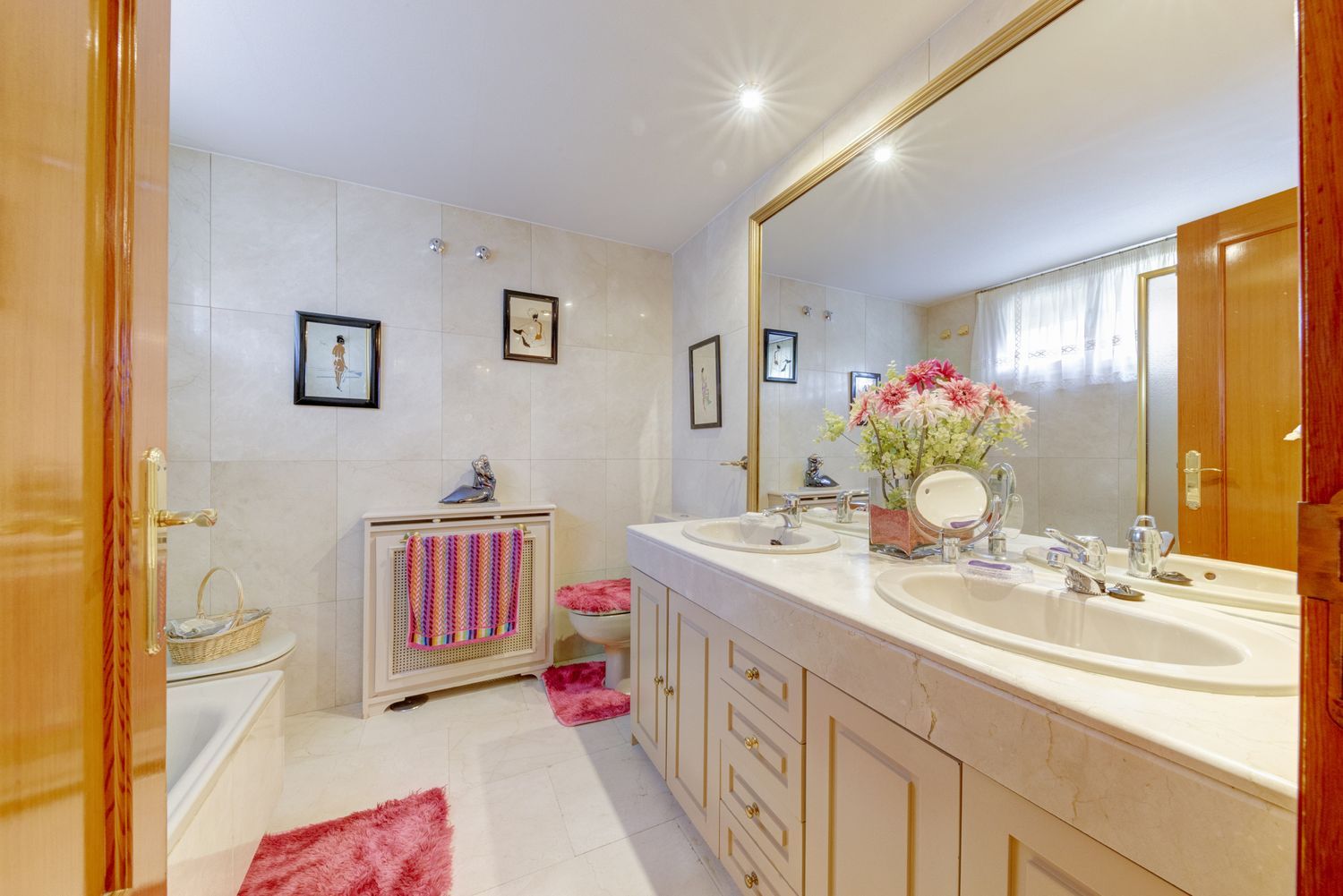 Chalet adosado en Barrio Valdezarza - Foto 28