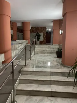 Piso en  Glorieta Once de Marzo 2 - Foto 1