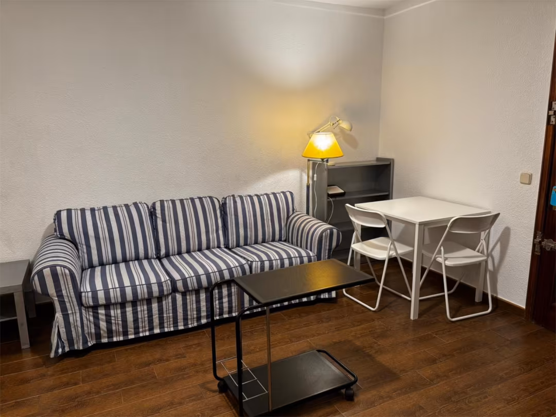 Apartamento en  Calle de Donoso Cortés 80C