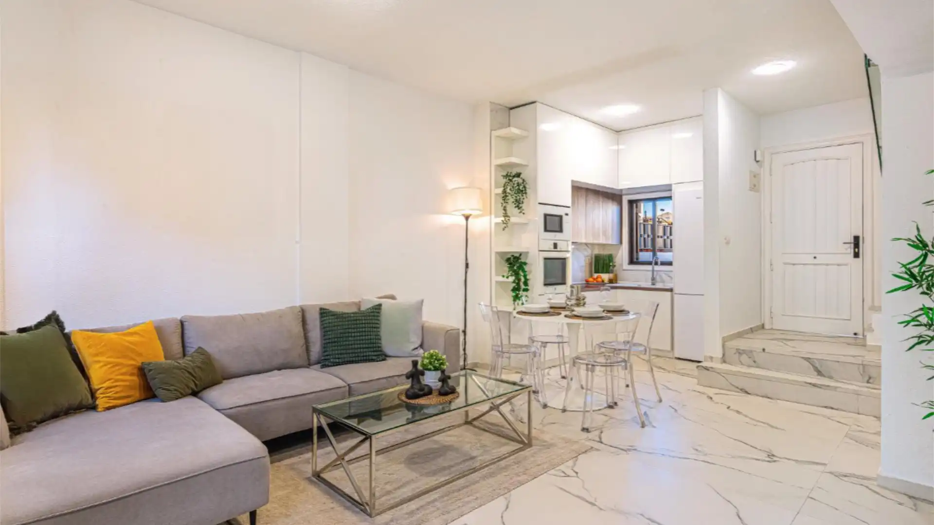 Casa adosada en  Calle Armiche 28 - Foto 15