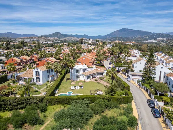 Casa independiente en calle Monte Biarritz, 94 - Foto 11