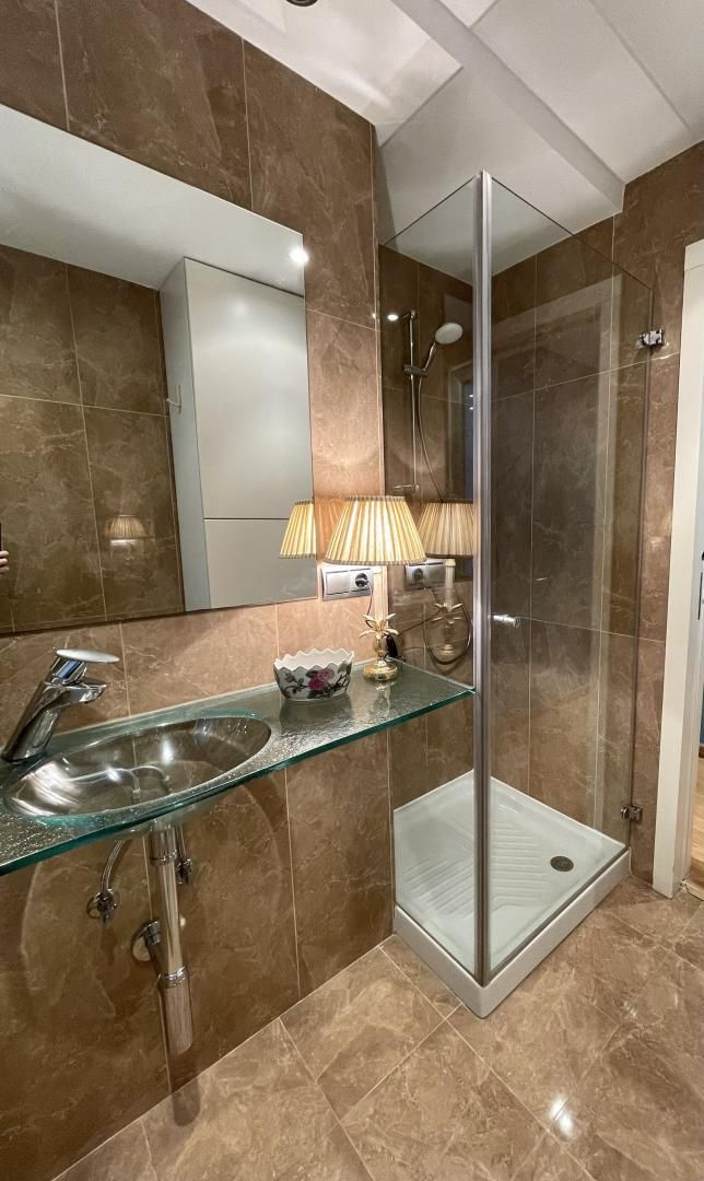 Piso en  Rúa de Ramón Cabanillas 1 - Foto 12