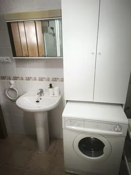 Piso en  Calle Carrascal 4 - Foto 8