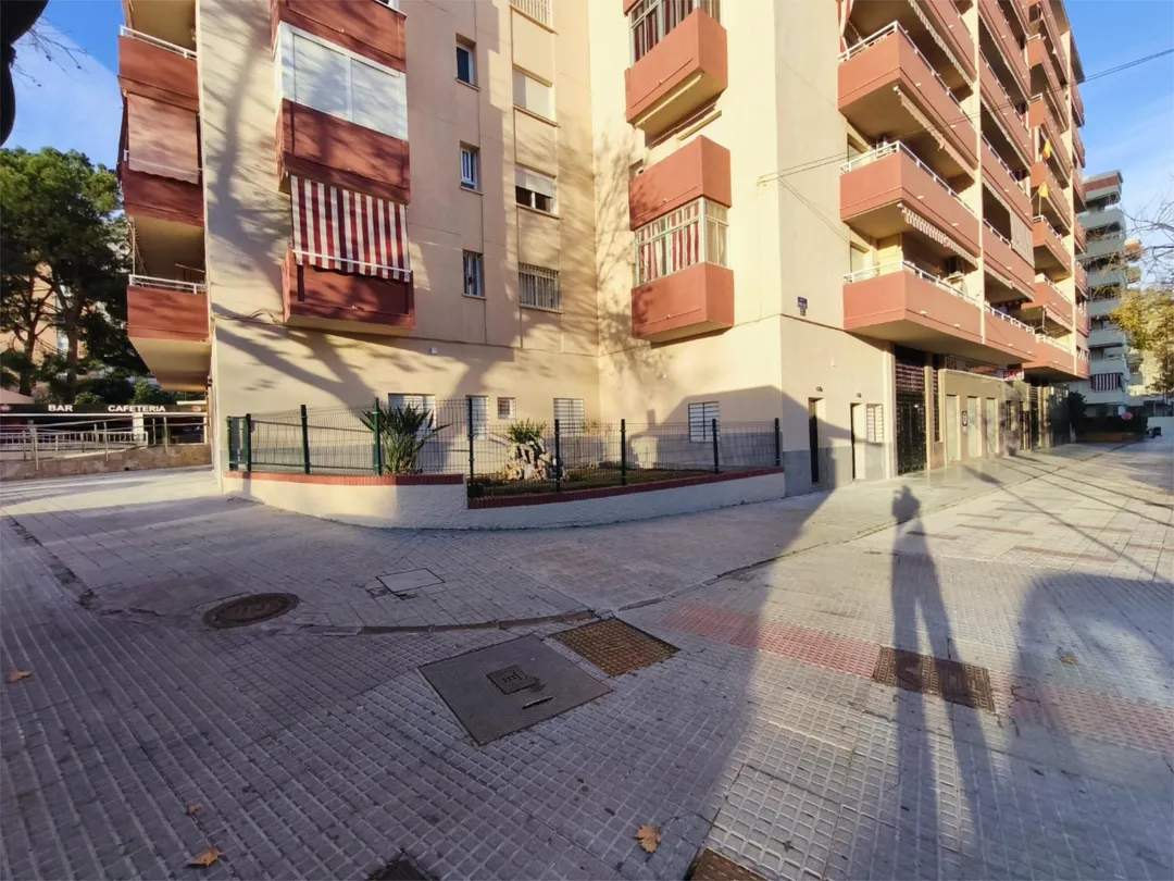 Piso en  Calle Conde de Guadalhorce 10 - Foto 3