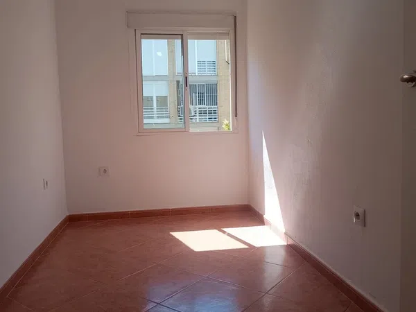 Piso en Avenida de Miraflores, 87 - Foto 1