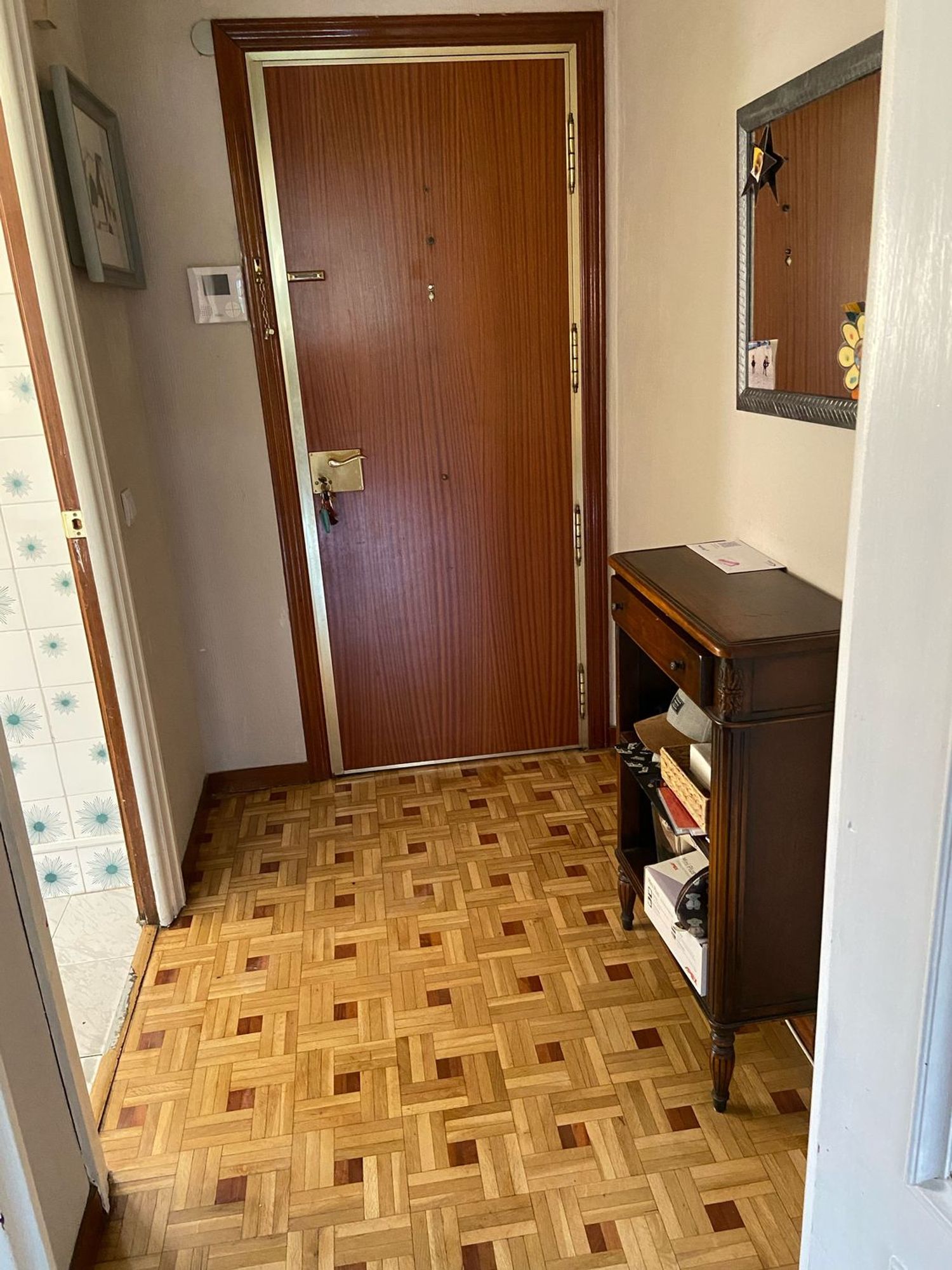 Piso en calle Pico de los Artilleros, 81 - Foto 1