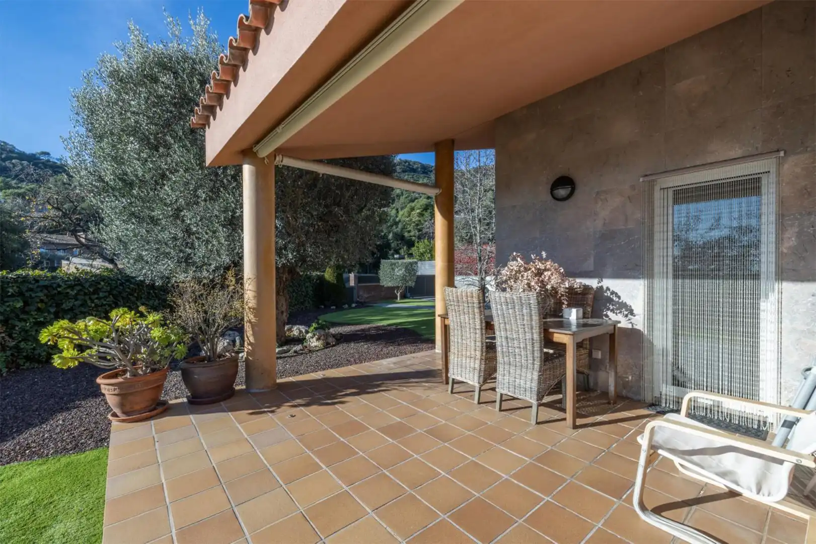 Chalet en  Carrer de la Roureda 4 - Foto 4