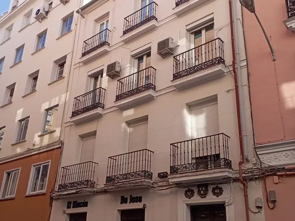 Piso en calle de Martín de los Heros, 40