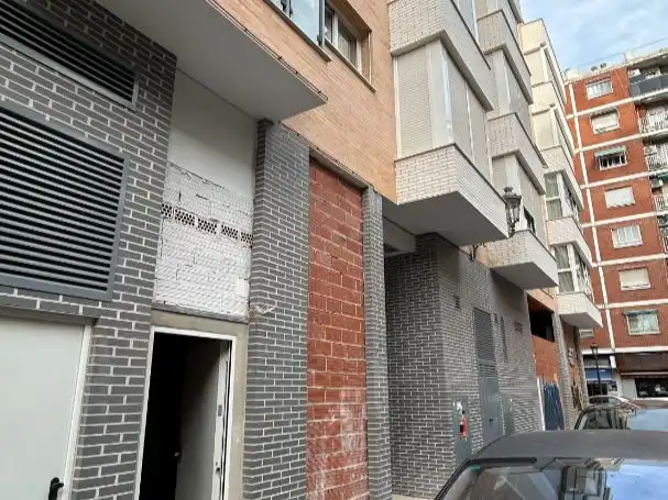 Local comercial en  Carrer de les Arts i dels Oficis 42 - Foto 6