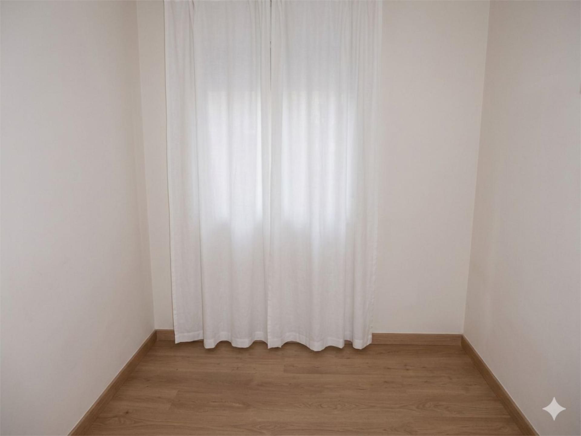 Piso en  Calle Mariano Benlliure 4 - Foto 10