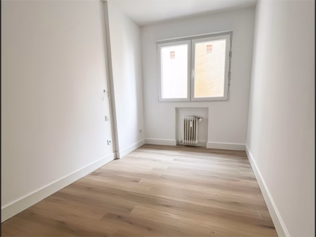 Piso en  Glorieta del General Álvarez de Castro 5