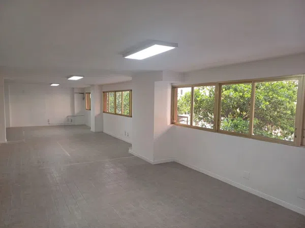 Estudio en calle del Poeta Durán i Tortajada, 20