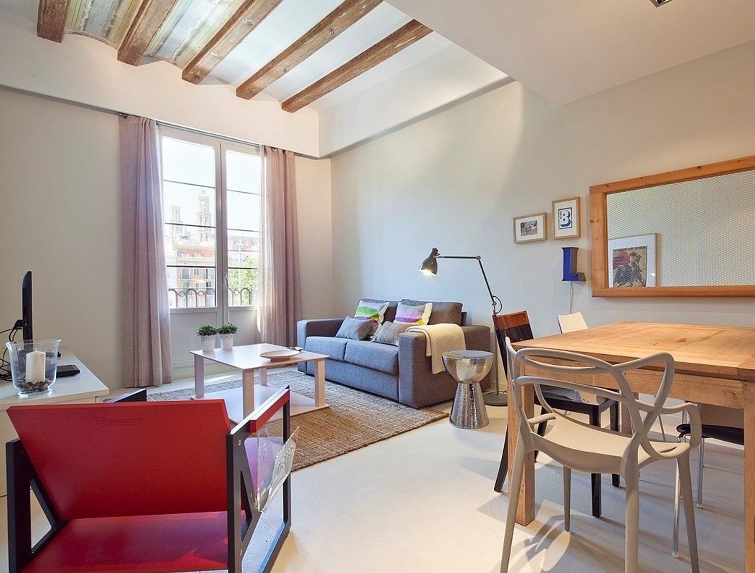 Piso en pla de palau, 20