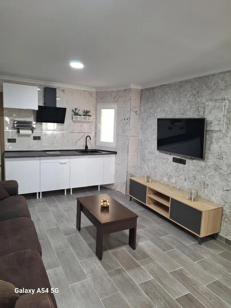 Piso en  Calle Milagros Maestre Esteve 122 - Foto 6