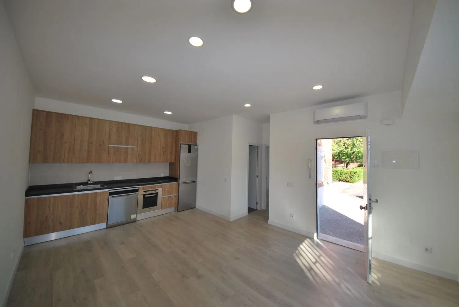 Piso en camino de los Ingenieros, 9 - Foto 1