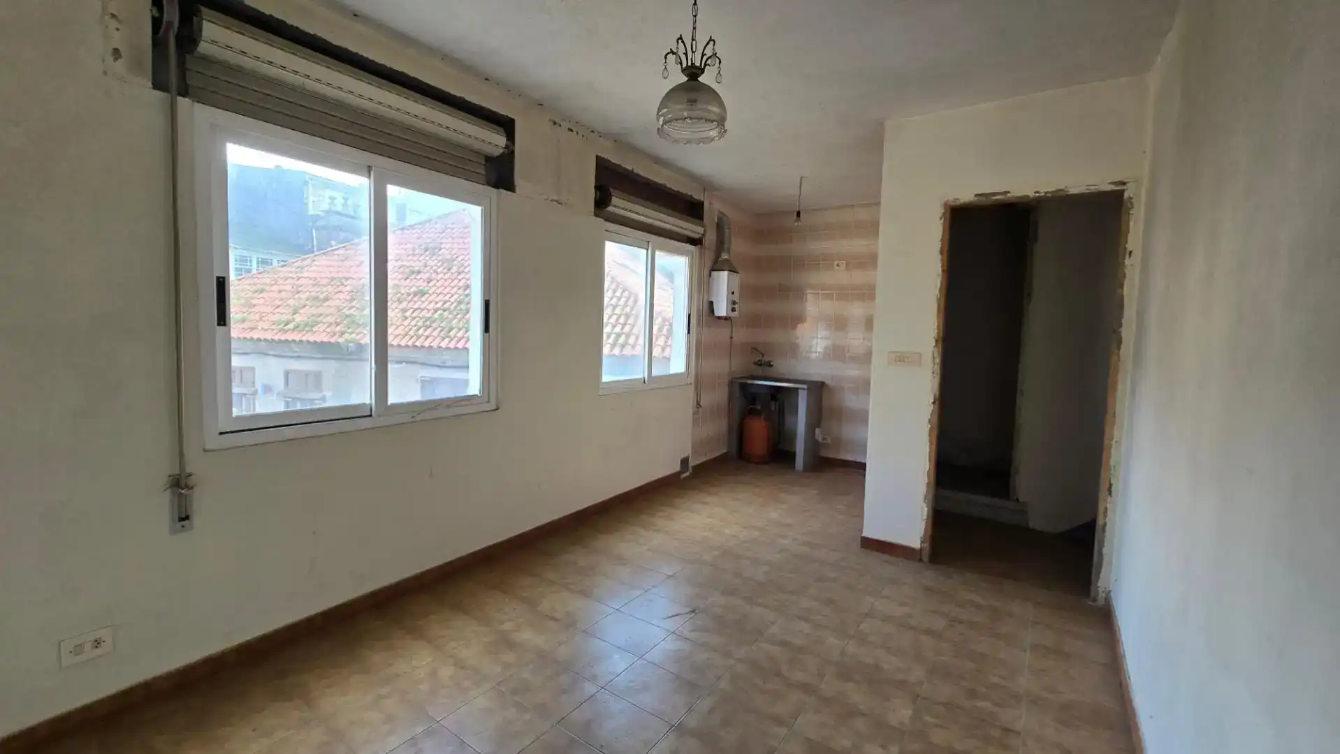 Casa adosada en  Rúa Rosalia de Castro 27 - Foto 4
