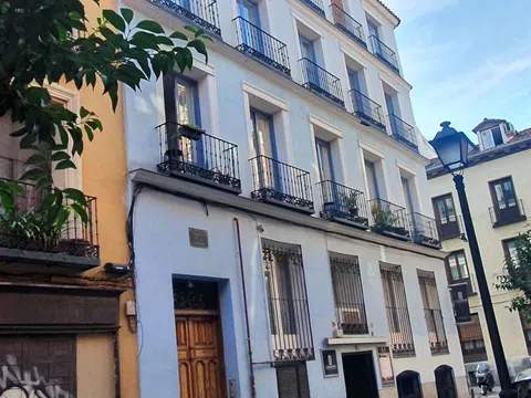 Piso en calle de la Cava Alta, 7