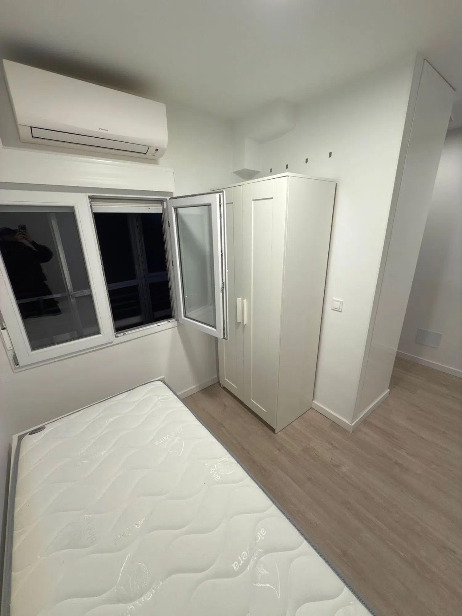 Estudio en calle del Lago Constanza, 63 - Foto 6