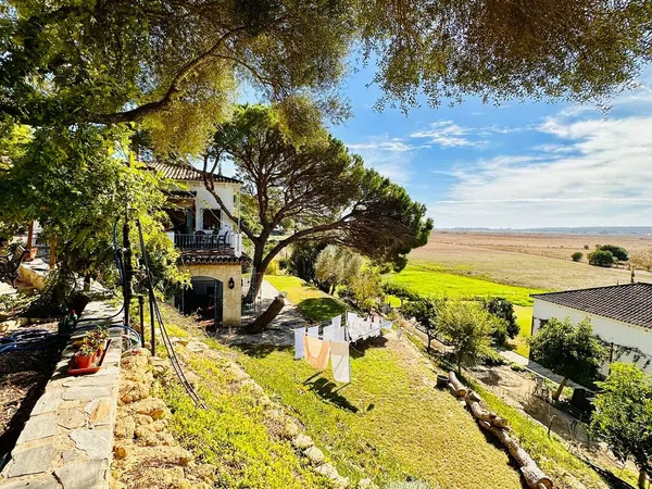 Casa o chalet independiente en Camino de la Angostura s/n - Foto 3
