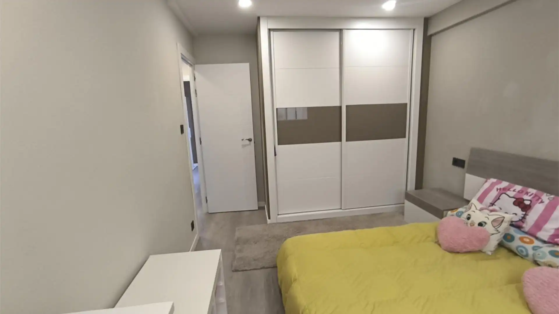 Piso en  Rúa do Conde de Torrecedeira 60 - Foto 10