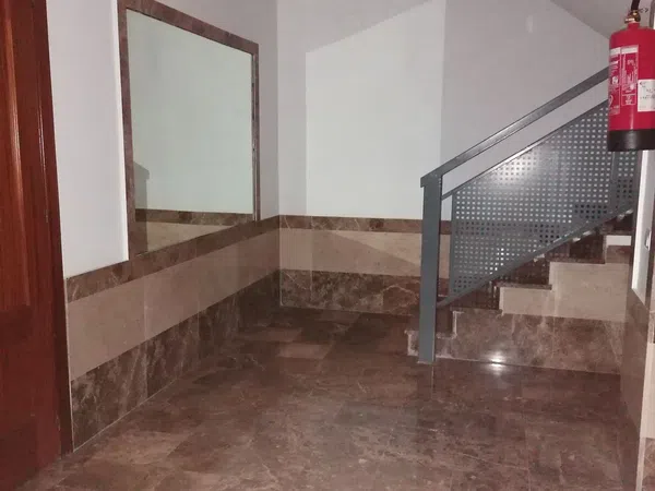 Piso en avenida de Grecia, 35