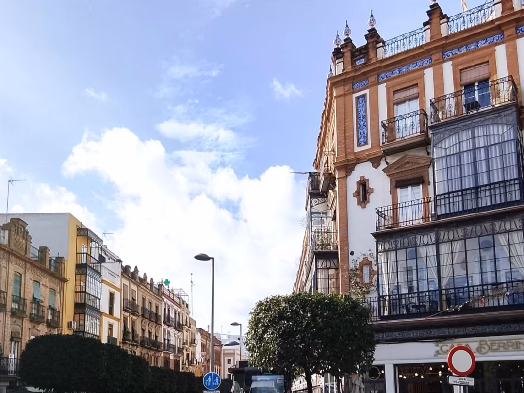 Piso en  Calle San Jacinto 8