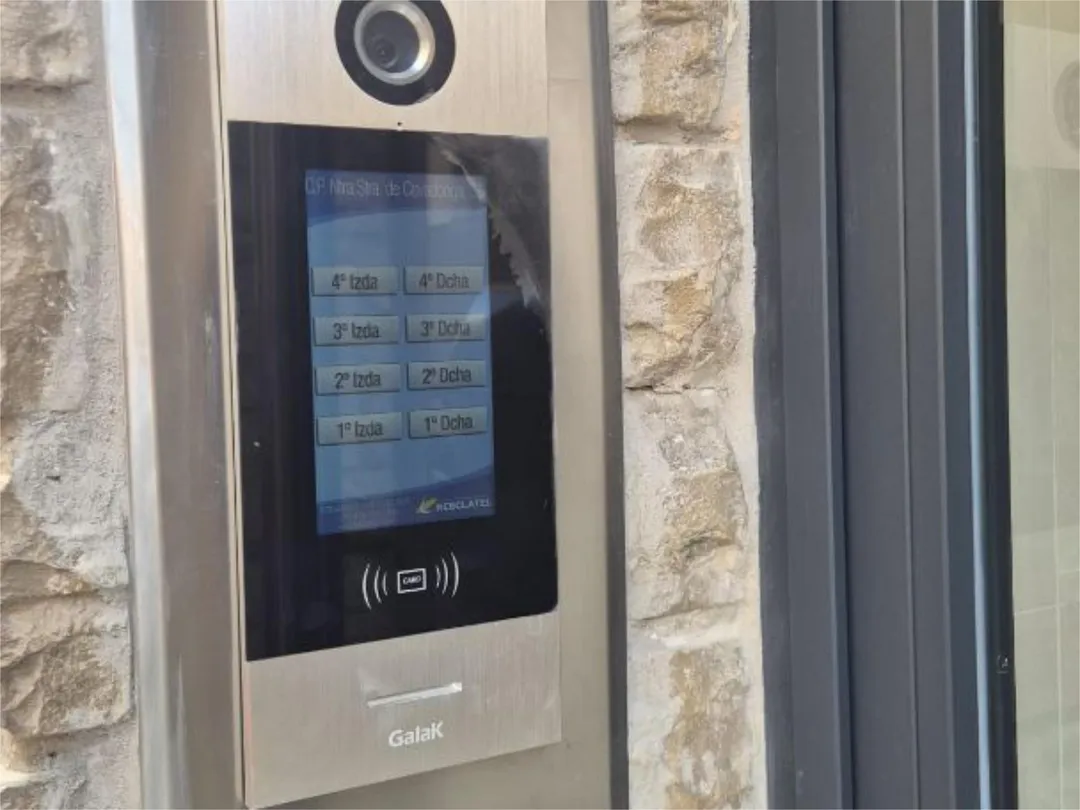 Piso en  Calle de Nuestra Señora de Covadonga 36 - Foto 3