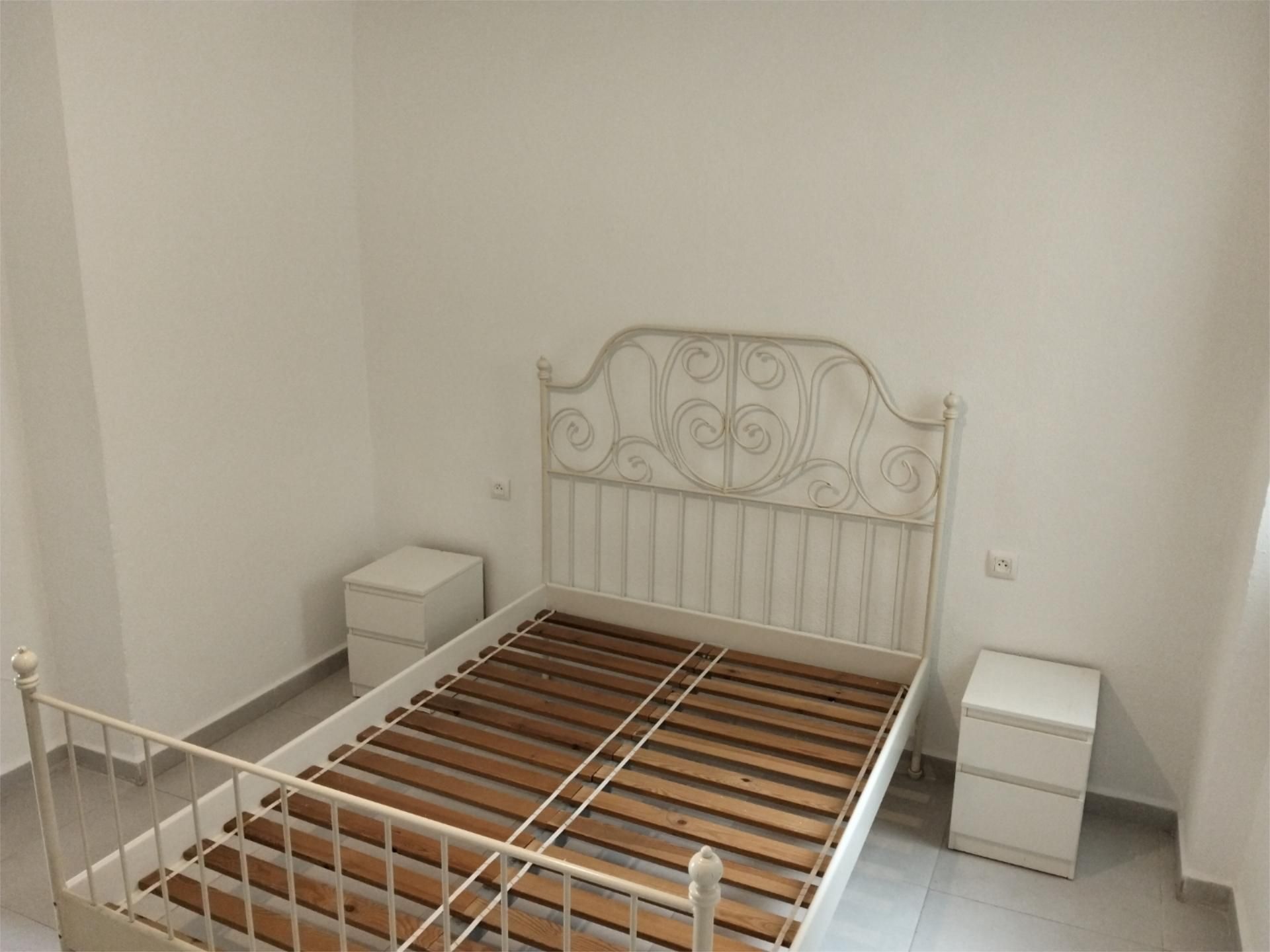 Apartamento en  Calle Cristo del Desamparo y Abandono 1 - Foto 2