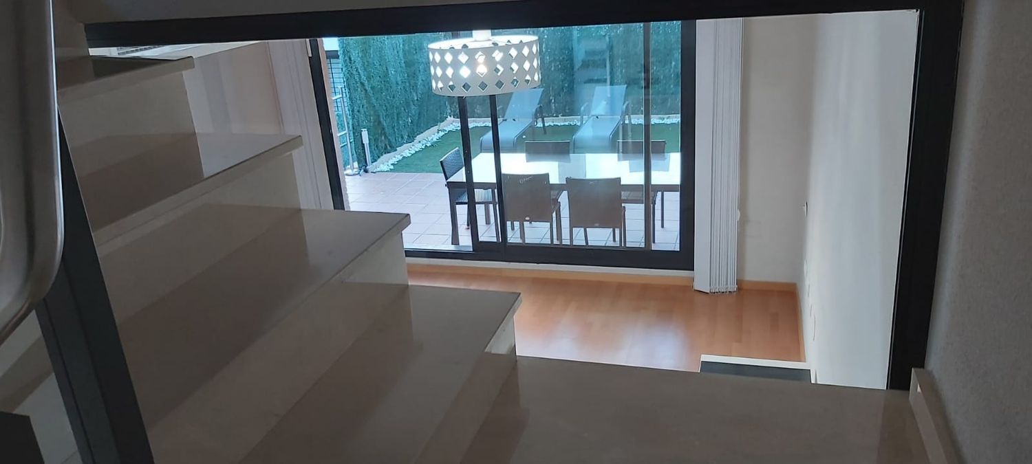 Chalet pareado en Calle poeta enrique Martín Ruiz Funes, 127, La Quinta - Foto 5