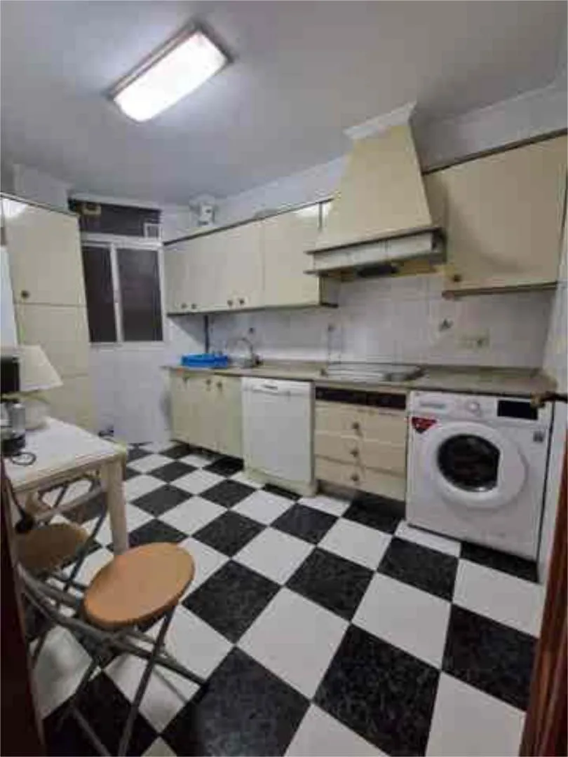 Piso en Triana - Foto 3