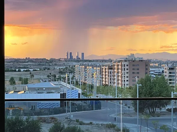 Piso en calle Victoria Kent, 92