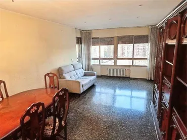 Piso en Escorxador - Foto 1