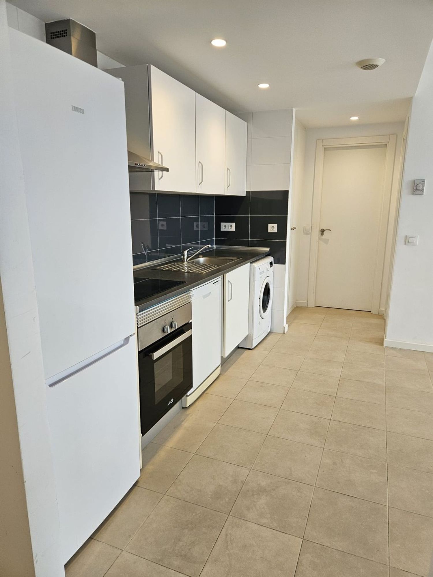 Piso en avenida de Castilla y León, 9 , piso 6º exterior - Foto 6