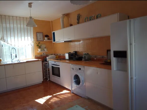 Casa o chalet independiente en Avenida de la Carlota, 1 - Foto 4