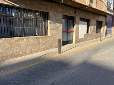 Local comercial en  Plaza de la Constitución - Foto 8