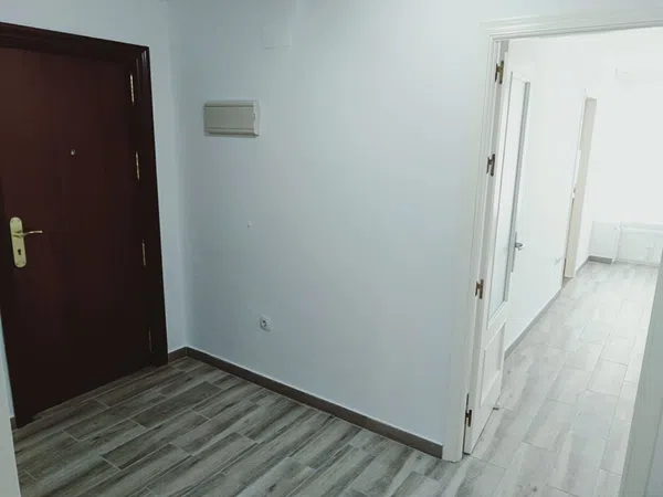 Piso en Barrio Buhaira - Huerta del Rey - Foto 4