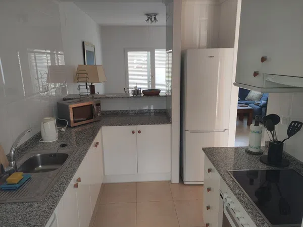 Chalet adosado en Calle la Plana de Utiel, 33, La Sella, La Sella - Foto 7