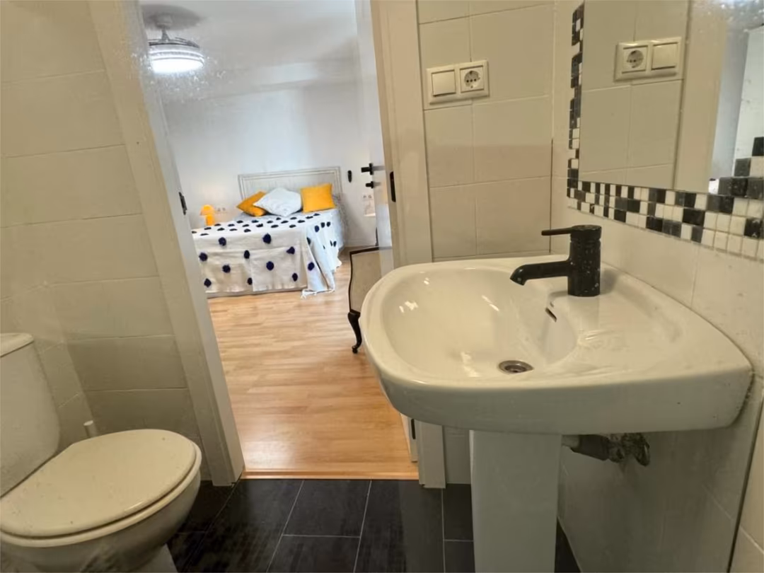 Piso en  Carrer del Comte de Montornés 28 - Foto 7