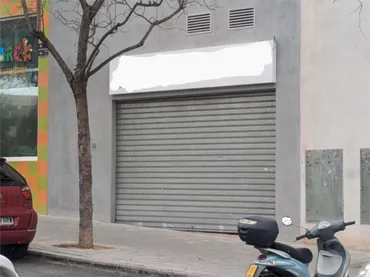 Local comercial en  Avenida Ciudad de Matanzas 6 - Foto 1
