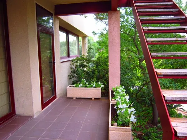 Estudio en calle Clunia, 10