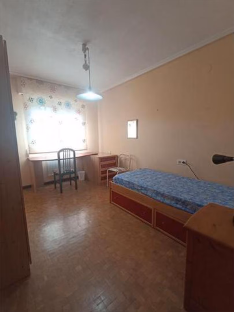 Piso en Azpilagaña - Foto 5
