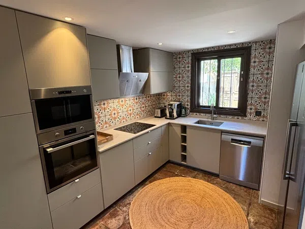 Chalet adosado en calle 11, 17 - Foto 2