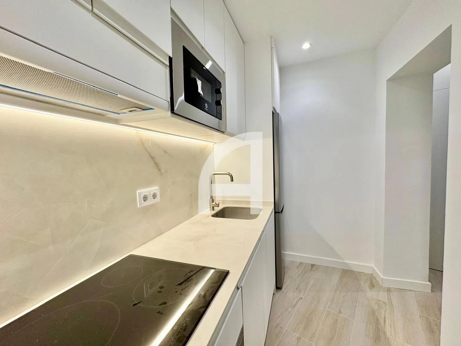 Estudio en calle de Sagasta - Foto 12