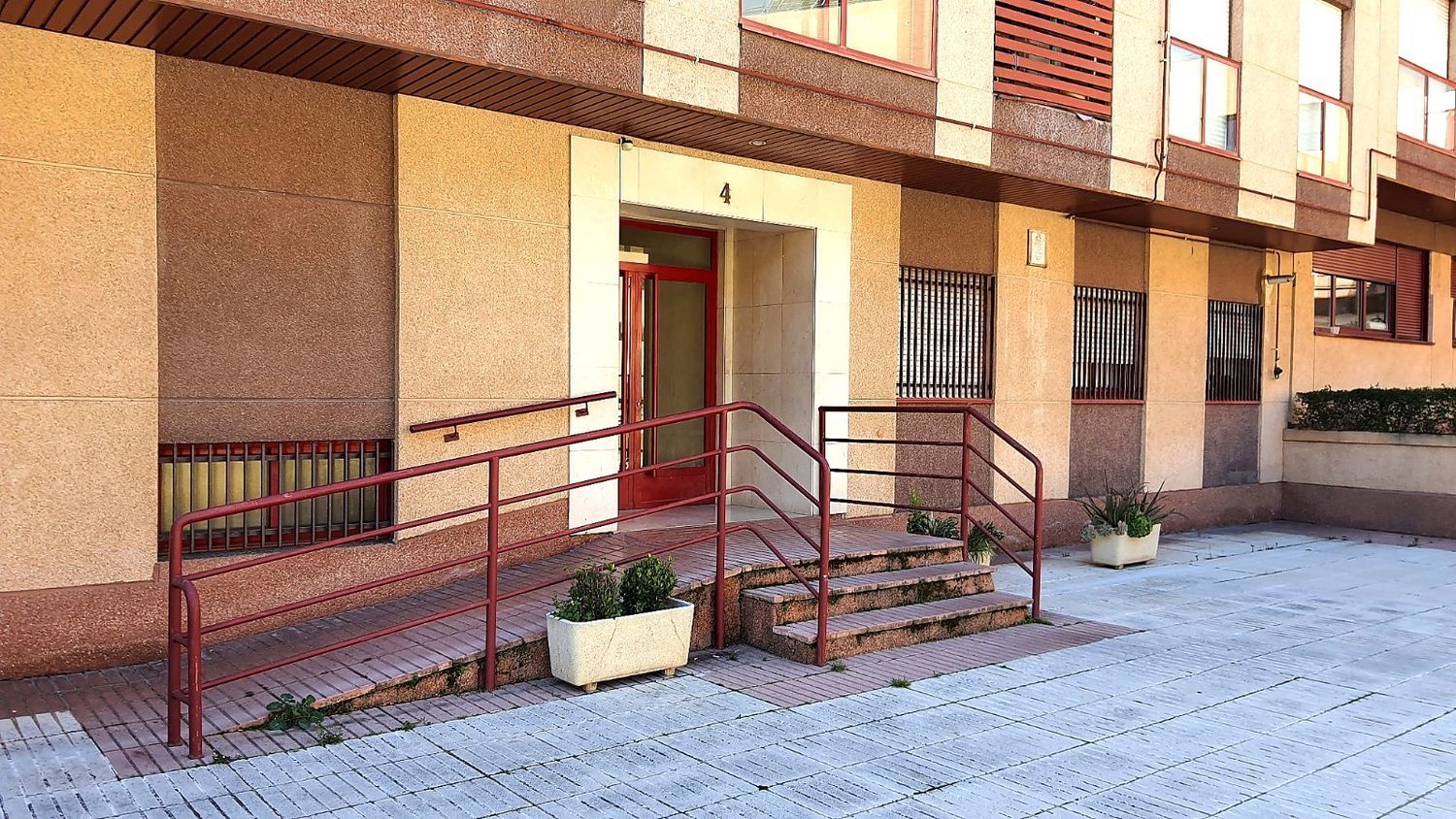 Piso en avenida de la Coruña, 68 - Foto 2