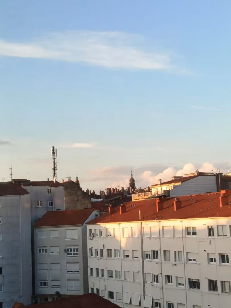 Piso en  Rúa de San Pedro de Mezonzo 17 - Foto 6